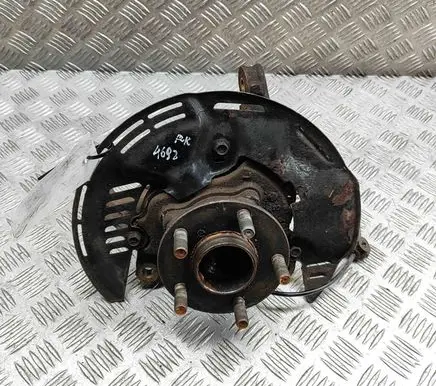Toyota GT 86 Front wheel hub SU00300780 SU00300584