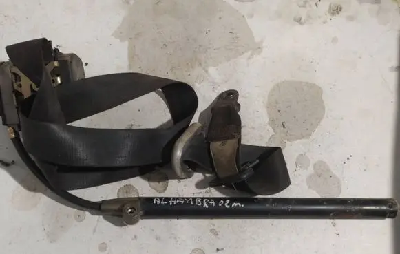 Seat Alhambra (Mk1) Front seatbelt 7M3857706 33023994 YM21611B08