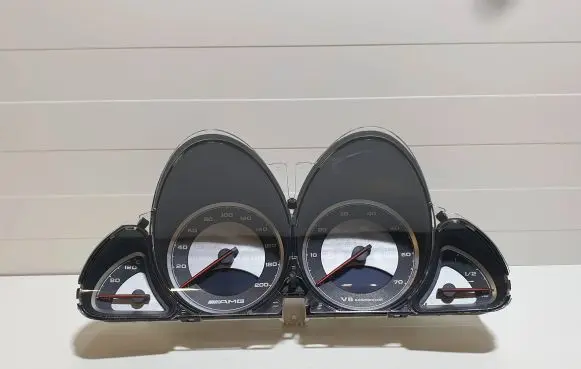 Mercedes-Benz SL R230 Speedometer (instrument cluster) A2305400023 88311325 110080091