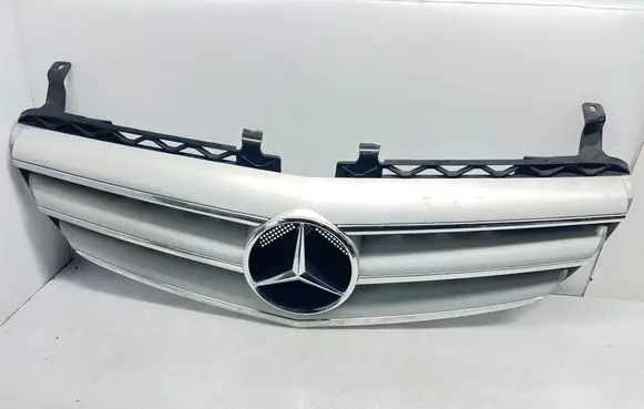Mercedes-Benz R W251 Front grill A2518880223