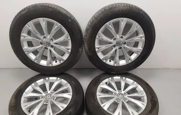 Volkswagen Tiguan R17 alloy rim 5NA601025