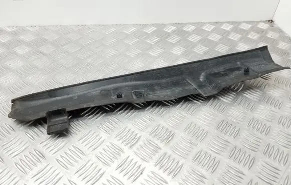 Audi A1 Fender foam support/seal 8X0821111