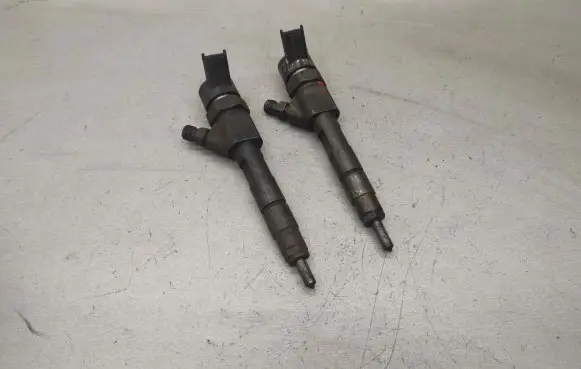 Renault Laguna II Fuel injectors set 0445110021 7700111014