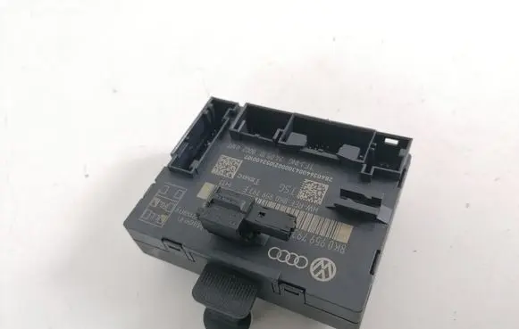 Audi A4 S4 B8 8K Door control unit/module 8K0959793J