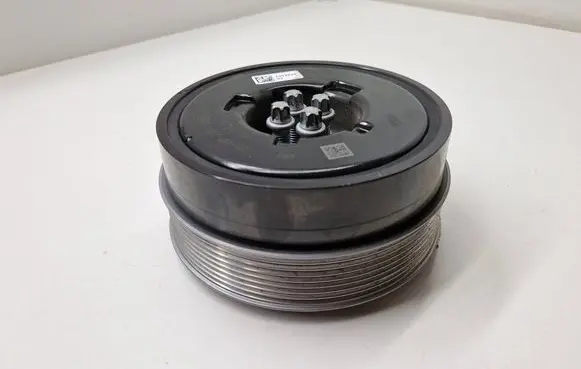 BMW 2 Active Tourer U06 Crankshaft pulley 7952822 5A713F3
