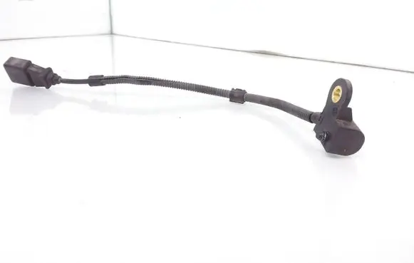 Volkswagen PASSAT B7 Camshaft position sensor 03L907601