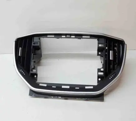 Radio/GPS head unit trim