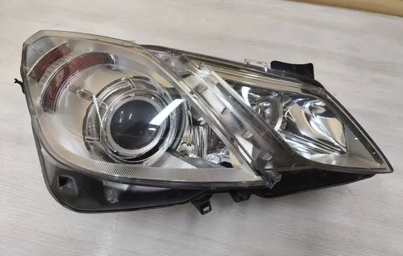 Mercedes-Benz E C207 W207 Headlight/headlamp A2078204661 1ZT009647 1ZT00964774