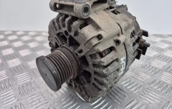 Mercedes-Benz Sprinter W906 Generator/alternator 0986082500 20180525 C543406A