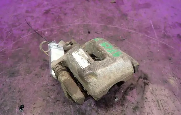 Peugeot 407 Rear brake caliper