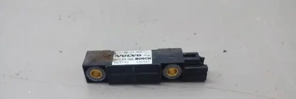 Volvo XC70 Airbag deployment crash/impact sensor 8622365 001715 120101