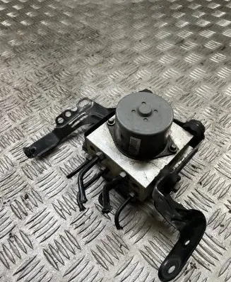 Mini Cooper Countryman R60 ABS Pump 9811719