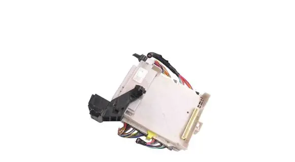 Toyota Prius (XW30) Central body control module 8273047520