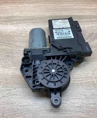 Audi A4 S4 B6 8E 8H Rear door window regulator motor 8E0959802A 5WK47011CBF