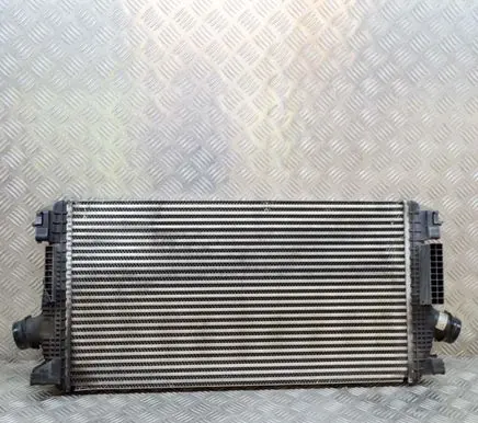 Opel Zafira C Intercooler radiator 13267647