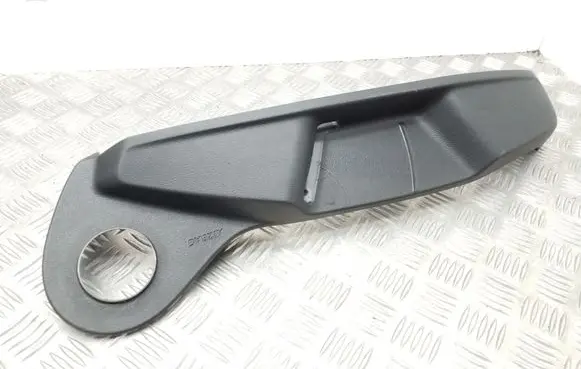 Volkswagen PASSAT B8 Seat trim 3G0881317