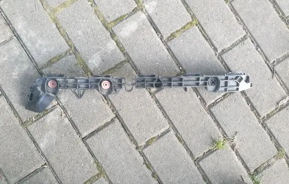 Toyota Prius (XW50) Rear bumper mounting bracket 5257547040