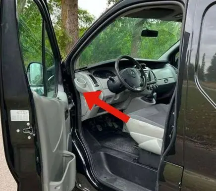 Opel Vivaro Cup holder R6136S300