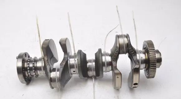 BMW 1 F40 Crankshaft 