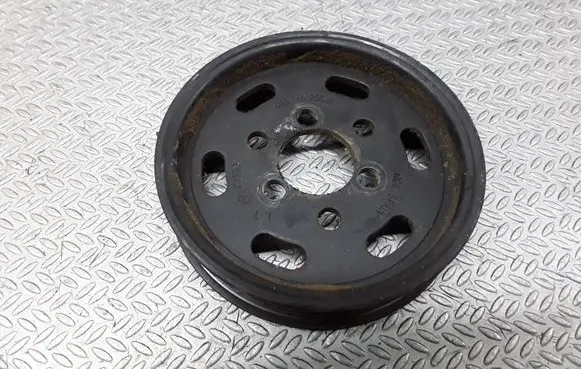 Skoda Octavia Mk1 (1U) Power steering pump pulley 038145255A