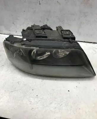 Audi A6 S6 C5 4B Headlight/headlamp 14847400