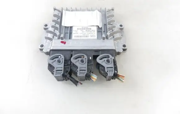 Peugeot 308 Engine control unit/module R0413C007C 9665426180 9663548180