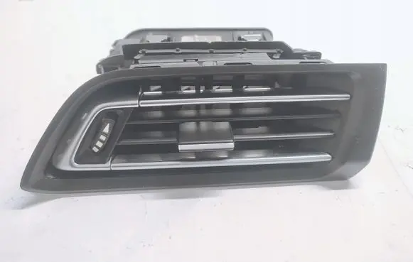 Peugeot 308 Dashboard side air vent grill/cover trim