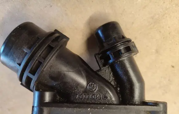 BMW X5 E70 Engine coolant pipe/hose 7800048