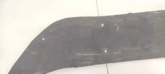 Engine bonnet/hood sound/heat insulation
