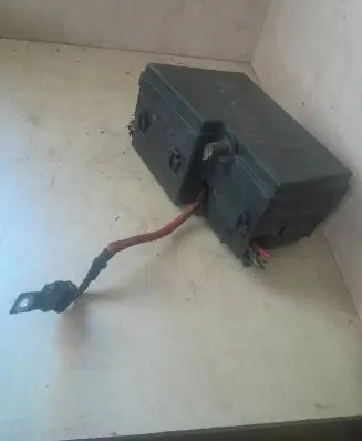 Volvo V50 Fuse module 30737022 16092004