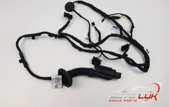 BMW 1 F40 Rear door wiring loom 8714477 8714481