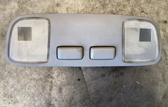 Toyota Avensis Verso Front seat light