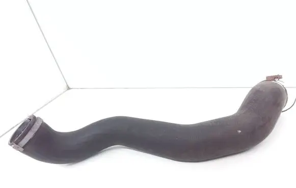 Ford Mondeo MK IV Intercooler hose/pipe