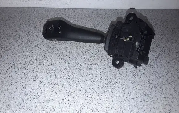 BMW 3 E46 Indicator stalk 8363668