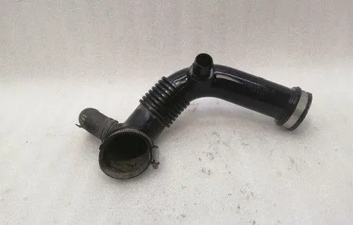 Porsche Panamera (970) Turbo air intake inlet pipe/hose 97011015571