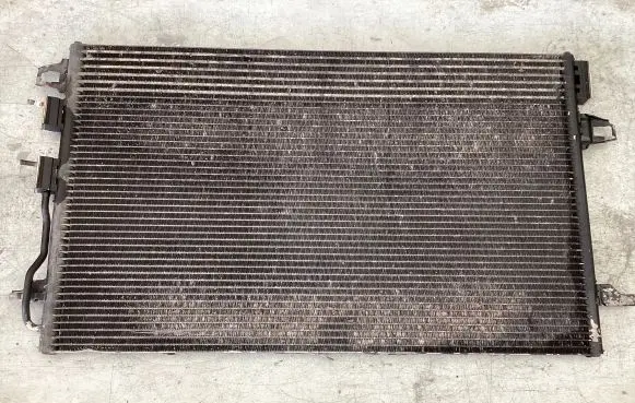 Chrysler Grand Voyager IV A/C cooling radiator (condenser) 04677509A4