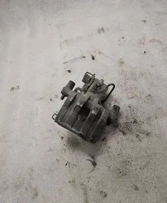 Renault Espace IV Rear brake caliper