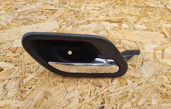 BMW 5 E39 Front door interior handle 8226050