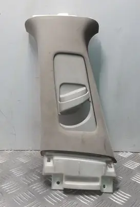 Lexus IS 220D-250-350 (B) pillar trim (top) 6241253060