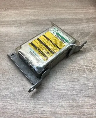 Subaru Forester SF Airbag control unit/module 98221FC020 1523001340