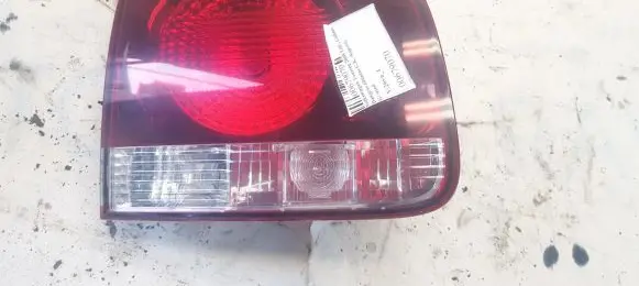 Volkswagen Touareg I Tailgate rear/tail lights