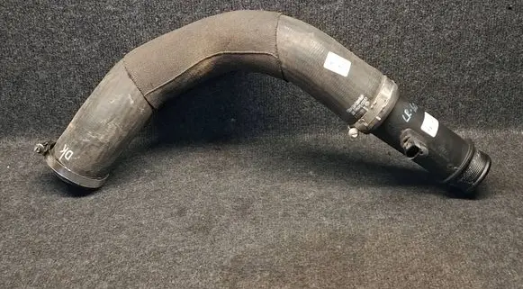 Audi Q7 4M Intercooler hose/pipe 4M0145683A