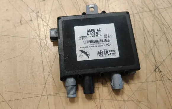 BMW X5 E53 Antenna control unit 6906070