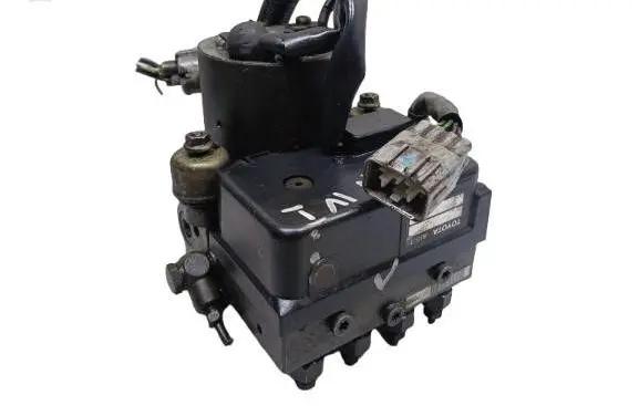 Toyota RAV 4 (XA20) ABS Pump 445111-42010