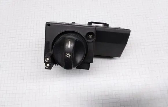 Mercedes-Benz E W210 Light switch 2105450104