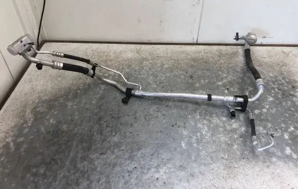Hyundai Santa Fe Air conditioning (A/C) pipe/hose DX1T1UMJAA