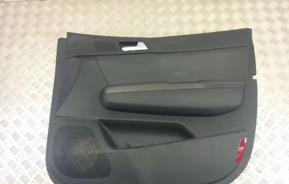 KIA Sportage Front door card panel trim