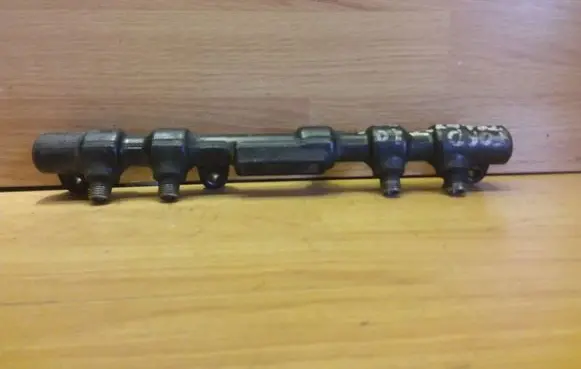 Ford Transit Fuel main line pipe