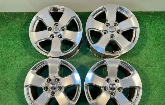 Jeep Grand Cherokee R18 alloy rim 
