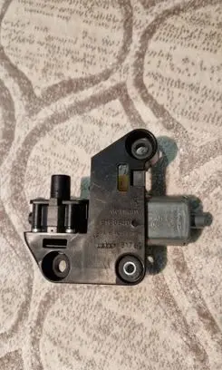 BMW 7 F01 F02 F03 F04 Curtain motor 9168840 81732